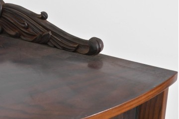 和製ヴィンテージ　ローズウッド材　力強い木目が映える曲げガラスを用いたコーナーキャビネット　(R-085493)