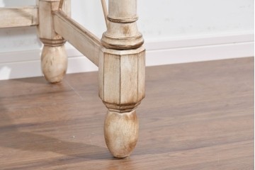 アメリカヴィンテージ　アンティーク調　DREXEL HERITAGE(ドレクセルヘリテイジ)　Et Cetera(エトセトラ)　上品な脚部装飾のレザートップデスク　(R-085494)