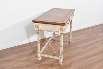 アメリカヴィンテージ　アンティーク調　DREXEL HERITAGE(ドレクセルヘリテイジ)　Et Cetera(エトセトラ)　上品な脚部装飾のレザートップデスク　(R-085494)