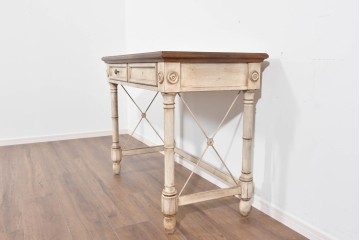 アメリカヴィンテージ　アンティーク調　DREXEL HERITAGE(ドレクセルヘリテイジ)　Et Cetera(エトセトラ)　上品な脚部装飾のレザートップデスク　(R-085494)