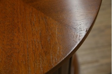 中古　美品　DREXEL HERITAGE(ドレクセルヘリテイジ)　Triune(トライユン)　美しい杢目が映えるドラムテーブル　(R-085498)