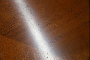 中古　美品　DREXEL HERITAGE(ドレクセルヘリテイジ)　Triune(トライユン)　美しい杢目が映えるドラムテーブル　(R-085498)