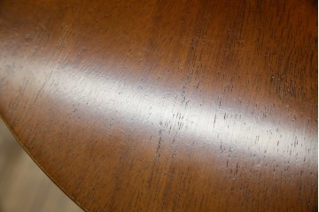 中古　美品　DREXEL HERITAGE(ドレクセルヘリテイジ)　Triune(トライユン)　美しい杢目が映えるドラムテーブル　(R-085498)