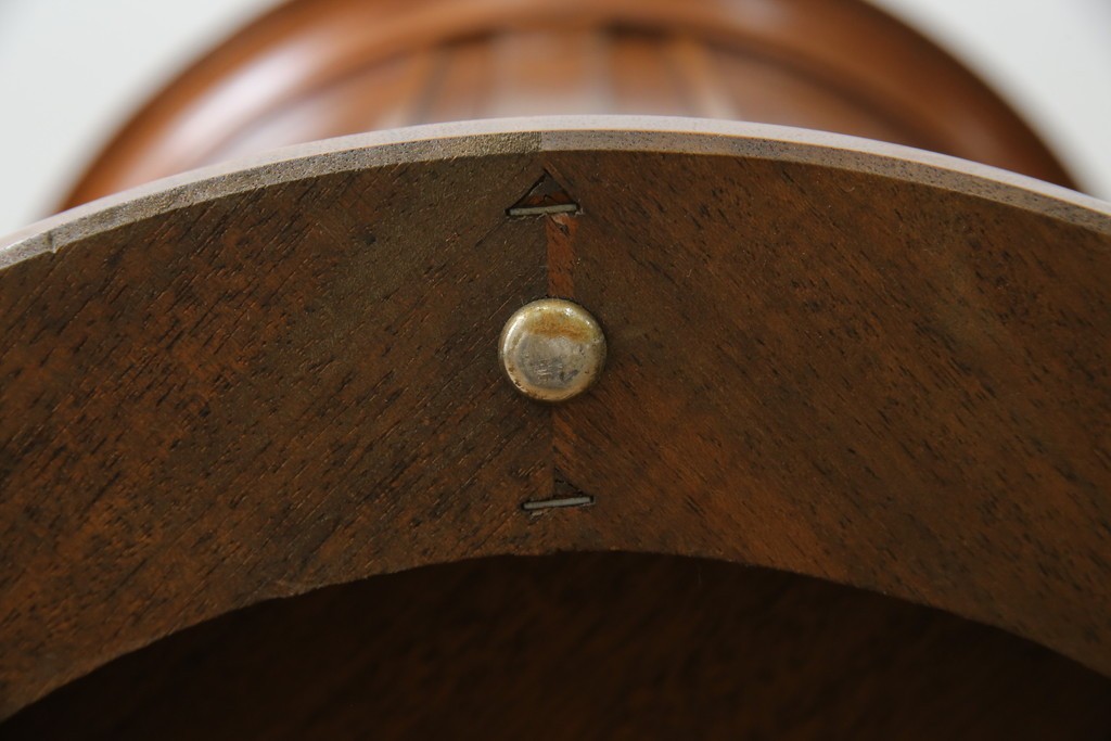 中古　美品　DREXEL HERITAGE(ドレクセルヘリテイジ)　Triune(トライユン)　美しい杢目が映えるドラムテーブル　(R-085498)