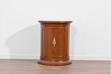 中古　美品　DREXEL HERITAGE(ドレクセルヘリテイジ)　Triune(トライユン)　クラシカルな佇まいと美しい杢目が映えるドラムテーブル　(R-085498)