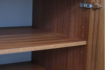 デンマークヴィンテージ　美品!!　AEJM Mobler(エイジェイエム モブラー)　チーク材　端正な木目が魅力のキャビネット　(R-085501)