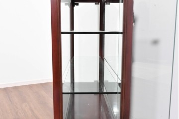 中古　美品　東海家具工業(Tokai Kagu)　国産の上質な作り!　端正な木部の気品が漂うキュリオケース　定価約16万円相当　(R-085502)