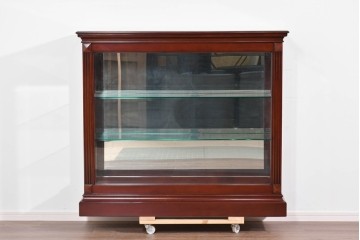 中古　美品　東海家具工業(Tokai Kagu)　国産の上質な作り!　端正な木部の気品が漂うキュリオケース　定価約16万円相当　(R-085502)