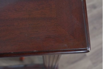 中古　美品　東海家具工業(Tokai Kagu)　国産の上質な作り!　端正な木部の気品が漂うキュリオケース　定価約16万円相当　(R-085502)