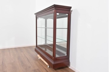 中古　美品　東海家具工業(Tokai Kagu)　国産の上質な作り!　端正な木部の気品が漂うキュリオケース　定価約16万円相当　(R-085502)