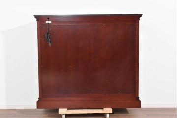 中古　美品　東海家具工業(Tokai Kagu)　国産の上質な作り!　端正な木部の気品が漂うキュリオケース　定価約16万円相当　(R-085502)