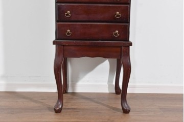 アメリカヴィンテージ　クラシカルな猫脚が素敵なジュエリー収納付き4段チェスト　(R-085503)