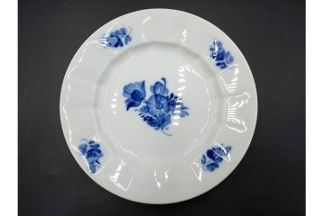 デンマーク製　ROYAL COPENHAGEN(ロイヤルコペンハーゲン)　ブルーフラワー アンギュラーの優美なプレート5枚セット　(R-085511)