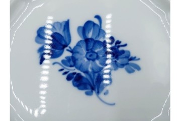 デンマーク製　ROYAL COPENHAGEN(ロイヤルコペンハーゲン)　ブルーフラワー アンギュラーの優美なプレート5枚セット　(R-085511)