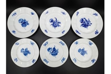 デンマーク製　ROYAL COPENHAGEN(ロイヤルコペンハーゲン)　ブルーフラワー アンギュラーの上品なプレート6枚セット　スクラッチありB級品　(R-085512)