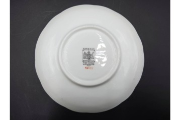 イギリス製　PARAGON(パラゴン)　フラワーハンドルが可憐なティーカップ&ソーサー・プレートのトリオセット　(R-085513)