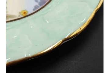 イギリス製　PARAGON(パラゴン)　フラワーハンドルが可憐なティーカップ&ソーサー・プレートのトリオセット　(R-085513)