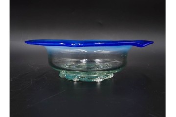 アンティーク　大正〜昭和初期の当時物　涼やかな輪花皿とプレスガラス皿の2点セット　(R-085514)