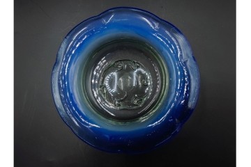 アンティーク　大正〜昭和初期の当時物　涼やかな輪花皿とプレスガラス皿の2点セット　(R-085514)