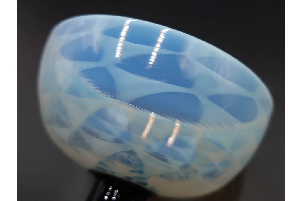 アンティーク　大正～昭和初期の当時物　碗型　乳白に鱗文が愛らしい氷コップ2客セット　(R-085526)