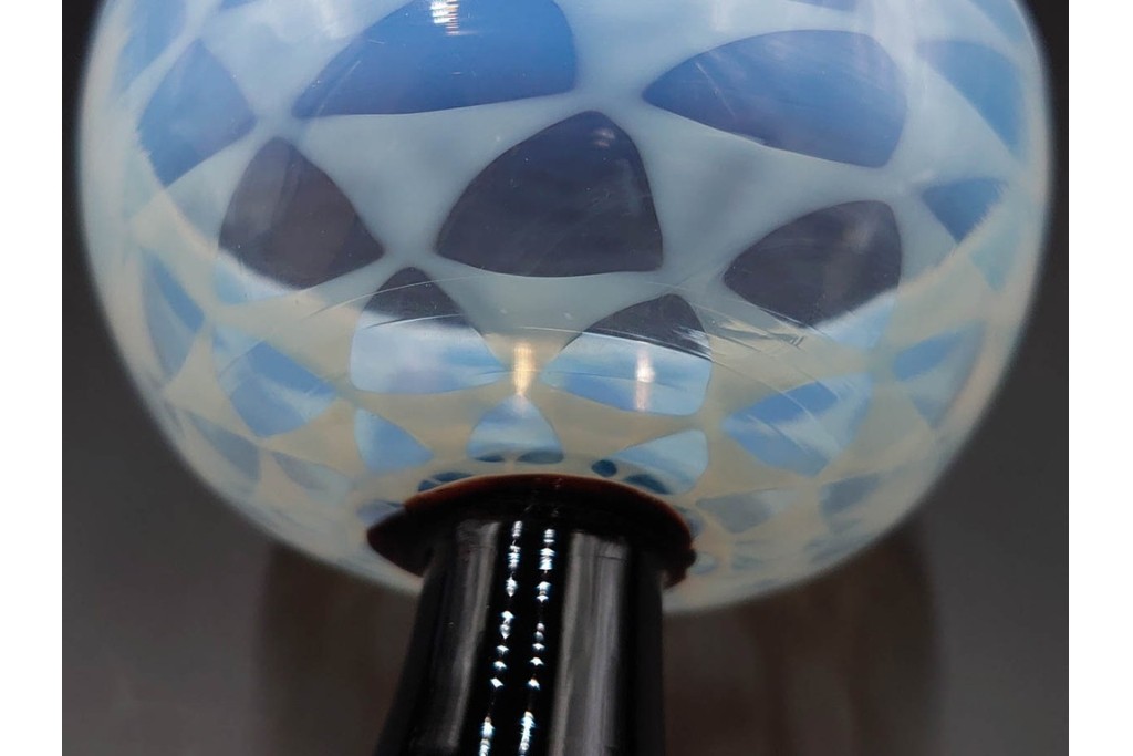 アンティーク　大正～昭和初期の当時物　碗型　乳白に鱗文が愛らしい氷コップ2客セット　(R-085526)