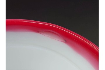 大正〜昭和初期　ウランガラス　ラッパ型　乳白ぼかし・赤縁　三色の表情が美しい氷コップ2客セット　(R-085527)