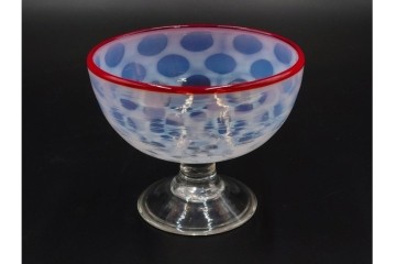 アンティーク　大正～昭和初期の当時物　碗型　乳白水玉に赤縁が映える氷コップ3客セット　(R-085528)