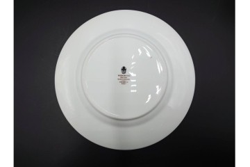 イギリス　WEDGWOOD(ウェッジウッド)　ミラベル　可憐な花模様が優雅に広がるトリオ3客セット　(R-085529)