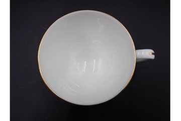 イギリス　WEDGWOOD(ウェッジウッド)　ミラベル　可憐な花模様が優雅に広がるトリオ3客セット　(R-085529)