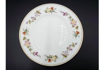 イギリス　WEDGWOOD(ウェッジウッド)　ミラベル　可憐な花模様が優雅に広がるトリオ3客セット　(R-085529)