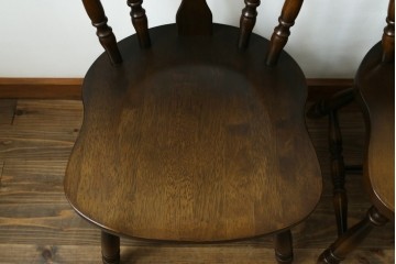 中古　飛騨産業　キツツキ　穂高シリーズ　クラシカルなウィンザーチェア4脚セット　現行定価(4脚合計)約26万円　(R-085530)