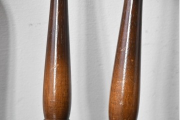 中古　飛騨産業　キツツキ　穂高シリーズ　クラシカルな魅力あふれるウィンザーチェア4脚セット　現行定価約26万円　(R-085530)