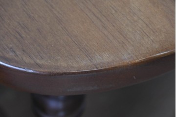 中古　飛騨産業　キツツキ　穂高シリーズ　クラシカルな魅力あふれるウィンザーチェア4脚セット　現行定価約26万円　(R-085530)