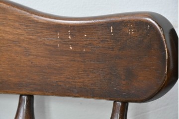 中古　飛騨産業　キツツキ　穂高シリーズ　クラシカルな魅力あふれるウィンザーチェア4脚セット　現行定価約26万円　(R-085530)