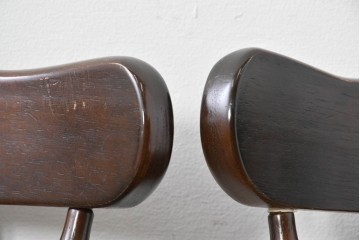 中古　飛騨産業　キツツキ　穂高シリーズ　クラシカルな魅力あふれるウィンザーチェア4脚セット　現行定価約26万円　(R-085530)