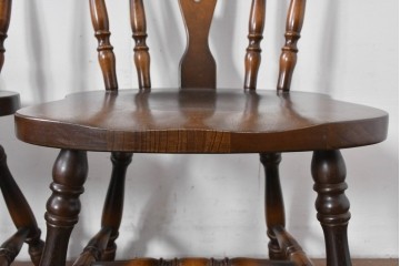 中古　飛騨産業　キツツキ　穂高シリーズ　クラシカルな魅力あふれるウィンザーチェア4脚セット　現行定価約26万円　(R-085530)