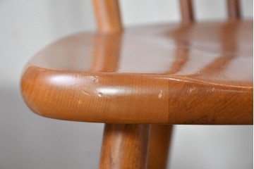 中古　柏木工(KASHIWA)　緩やかな曲線が美しいダイニングチェア4脚セット　(R-085531)