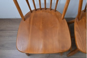 中古　柏木工(KASHIWA)　緩やかな曲線が美しいダイニングチェア4脚セット　(R-085531)