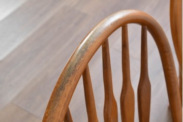 中古　柏木工(KASHIWA)　緩やかな曲線が美しいダイニングチェア4脚セット　(R-085531)