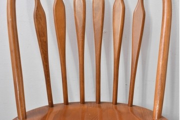 中古　柏木工(KASHIWA)　緩やかな曲線が美しいダイニングチェア4脚セット　(R-085531)