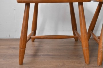 中古　柏木工(KASHIWA)　緩やかな曲線が美しいダイニングチェア4脚セット　(R-085531)