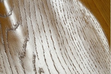 中古　柏木工(KASHIWA)　アーチ状の背と細身のスポークが映えるウィンザースタイルのダイニングチェア2脚セット　(R-085532)