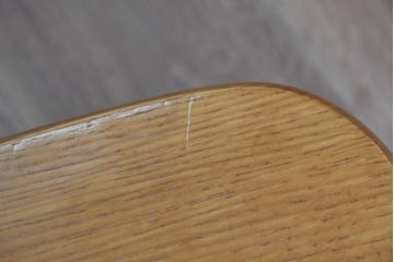 中古　柏木工(KASHIWA)　アーチ状の背と細身のスポークが映えるウィンザースタイルのダイニングチェア2脚セット　(R-085532)