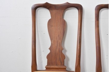 ヴィンテージ　チーク無垢材　花瓶型の優雅な曲線を描くクイーンアンチェア2脚セット　(R-085534)