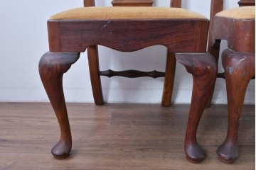 ヴィンテージ　チーク無垢材　花瓶型の優雅な曲線を描くクイーンアンチェア2脚セット　(R-085534)