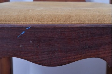 ヴィンテージ　チーク無垢材　花瓶型の優雅な曲線を描くクイーンアンチェア2脚セット　(R-085534)