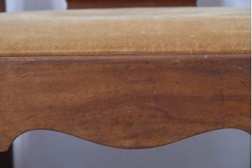 ヴィンテージ　チーク無垢材　花瓶型の優雅な曲線を描くクイーンアンチェア2脚セット　(R-085534)