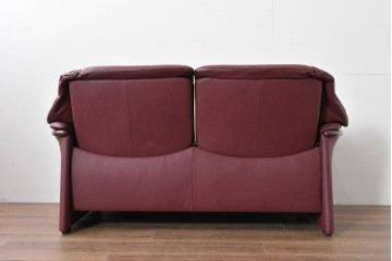 中古　美品　ノルウェー　EKORNES(エコーネス)　Stressless(ストレスレス)　包み込む座り心地の2人掛けソファ　定価約62万円相当　(R-085535)