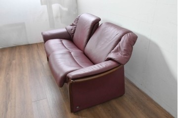 中古　美品　ノルウェー　EKORNES(エコーネス)　Stressless(ストレスレス)　包み込む座り心地の2人掛けソファ　定価約62万円相当　(R-085535)