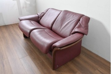 中古　美品　ノルウェー　EKORNES(エコーネス)　Stressless(ストレスレス)　包み込む座り心地の2人掛けソファ　定価約62万円相当　(R-085535)